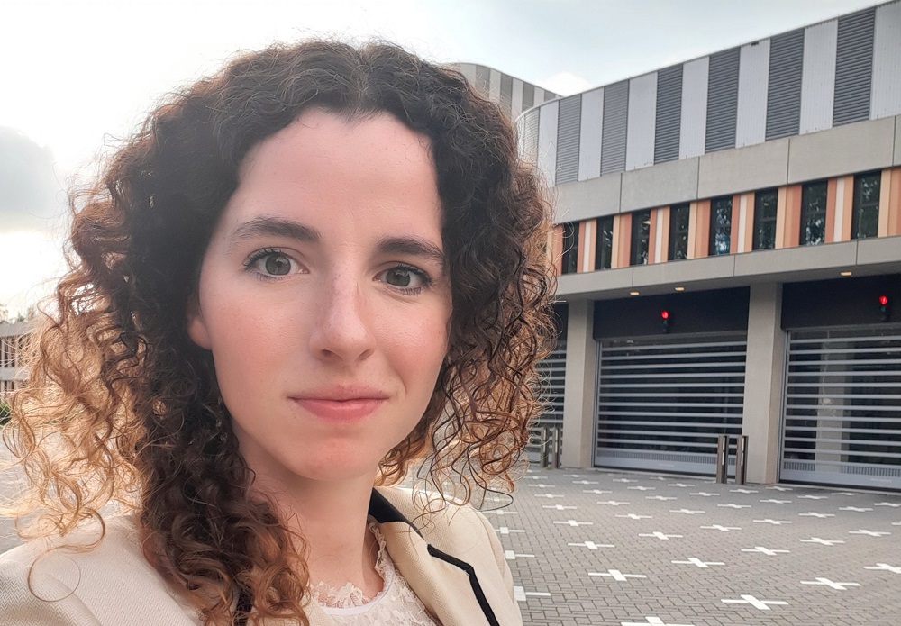 In the picture: Lotte van Houtert, werkzaam bij zorgpartner Amphia